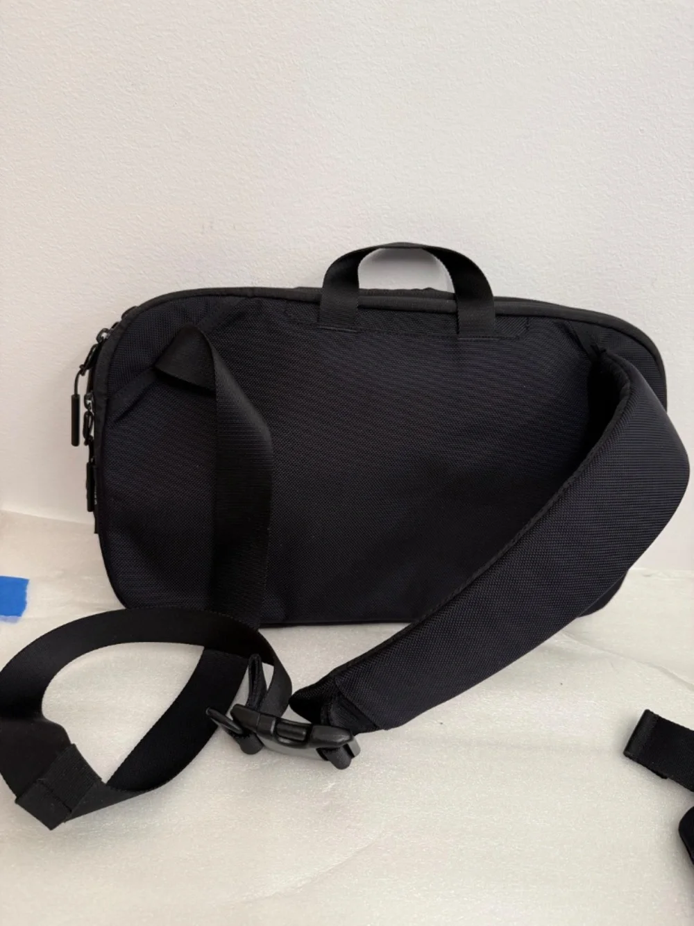 Aer sling pack